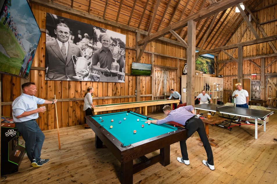 Erin Hills Journal Issue 1 — Amenities