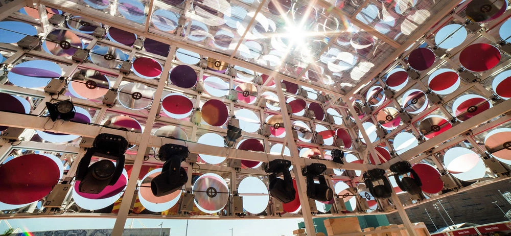 Dolce Gusto Neo Flagship Store by Estudio Guto Requena