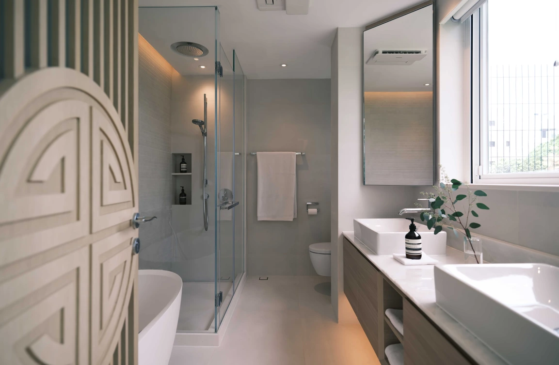 Where East and West meet in perfect harmony - Southside Where East and West meet in perfect harmony - Southside